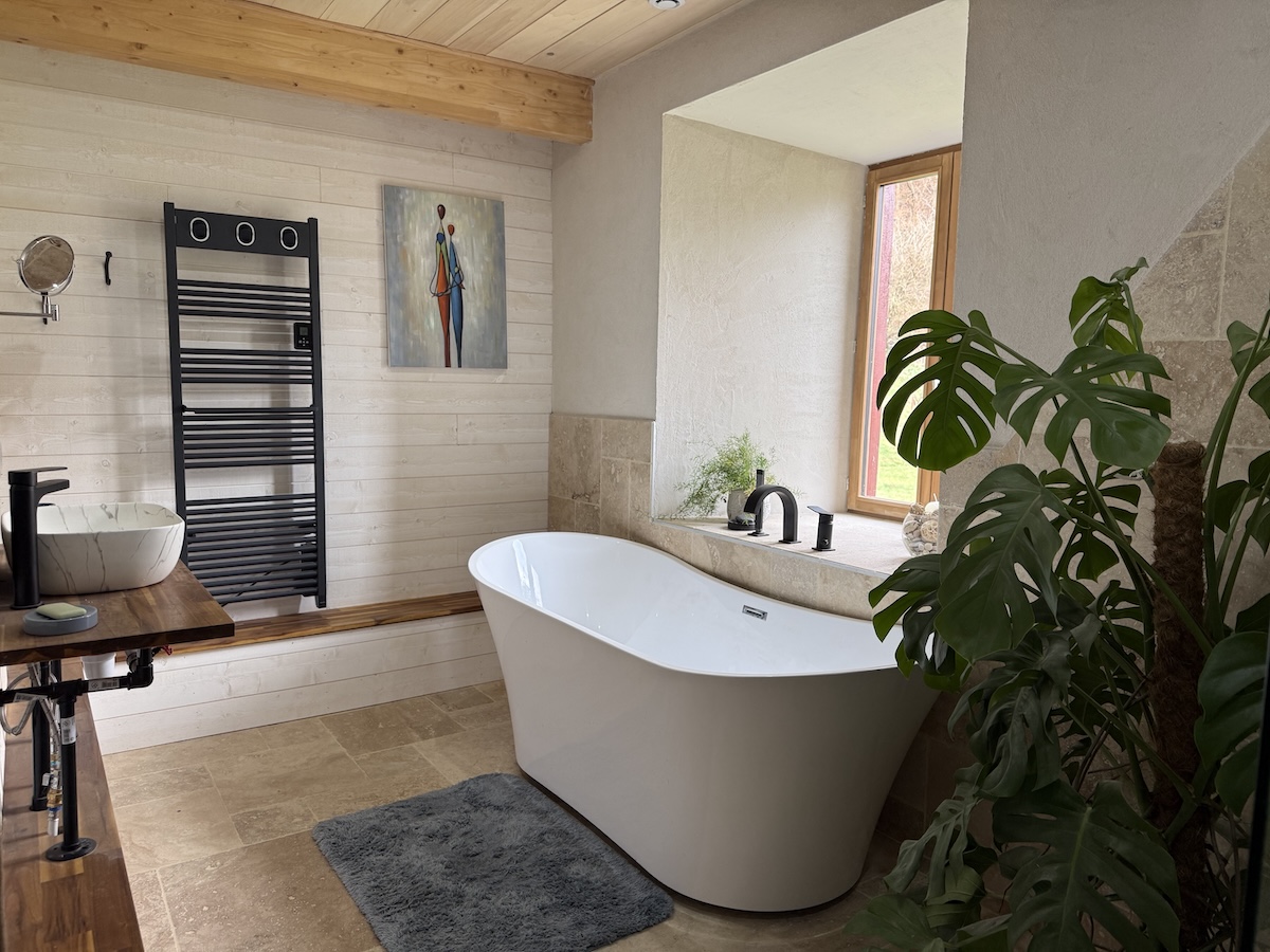 Salle de bain de la chambre parentale