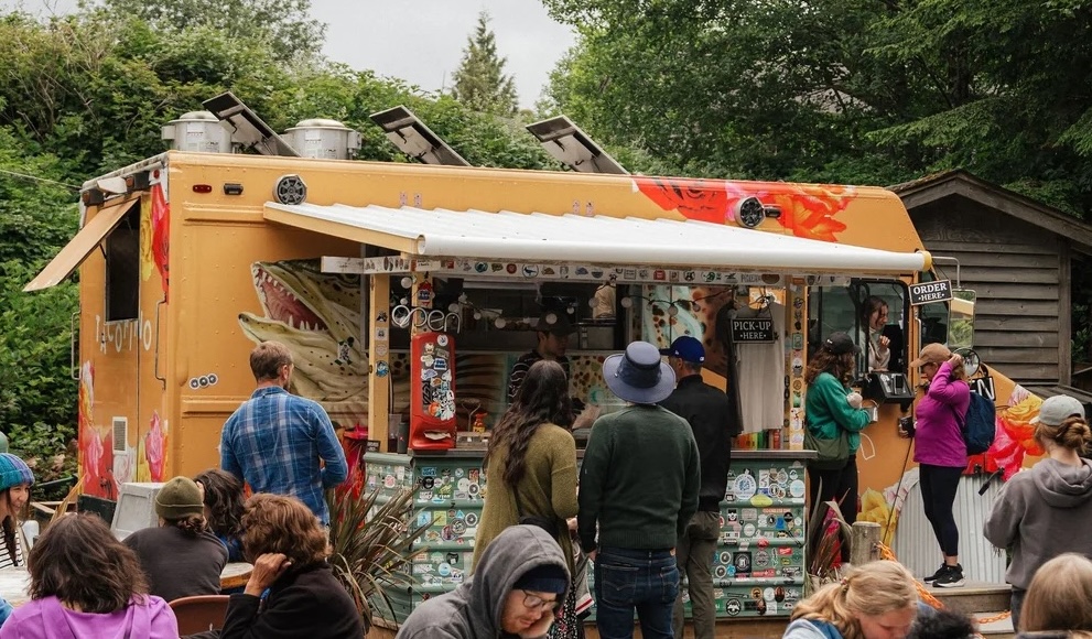 Le camion à tacos Tacofino à MacKenzie Beach